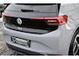 Volkswagen ID.3 First Plus 58 kWh | Camera | IQ Light | Stoel/Stuurverwarming |