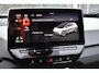 Volkswagen ID.3 First Plus 58 kWh | Camera | IQ Light | Stoel/Stuurverwarming |