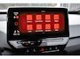 Volkswagen ID.3 First Plus 58 kWh | Camera | IQ Light | Stoel/Stuurverwarming |