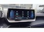 Peugeot e-208 GT 50 kWh | Dodehoekdetectie | Stoel verwarming | Camera | Apple Carplay Android Auto | Parkeersensoren | | Achteruitrijcamera | Hemelbekleding donker | Lederen stuurwiel