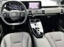 Toyota Urban Cruiser Executive 61 kWh | Bluish Black premium metallic | Nieuw uit voorraad leverbaar |