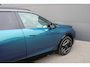 Peugeot e-5008 GT Avantage 73 kWh 7p | Fase 3 laden | SOH 97% | Luxe stoelen | Elektrische verstelbare stoelen | Alcantara | NL auto |