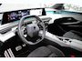 Peugeot e-5008 GT Avantage 73 kWh 7p | Fase 3 laden | SOH 97% | Luxe stoelen | Elektrische verstelbare stoelen | Alcantara | NL auto |