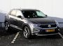 Volkswagen T-Roc 1.5 TSI Sport 150 pk DSG | Camera | Elektrische achterklep | Cruise control | Navi via App-Connect | Dodehoek detectie | Stoel- & Stuurverwarming | LED |