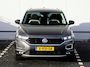 Volkswagen T-Roc 1.5 TSI Sport 150 pk DSG | Camera | Elektrische achterklep | Cruise control | Navi via App-Connect | Dodehoek detectie | Stoel- & Stuurverwarming | LED |