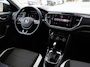 Volkswagen T-Roc 1.5 TSI Sport 150 pk DSG | Camera | Elektrische achterklep | Cruise control | Navi via App-Connect | Dodehoek detectie | Stoel- & Stuurverwarming | LED |