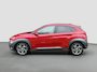 Hyundai Kona 1.6 GDI HEV 141pk Premium | Leder | Premium Audio | Trekhaak | Dodehoek detectie | Camera | Adaptive cruise controle | Elektrische stoelen | Stoelventilatie | Stoelverwarming | Stuurverwarming