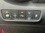 Hyundai Kona 1.6 GDI HEV 141pk Premium | Leder | Premium Audio | Trekhaak | Dodehoek detectie | Camera | Adaptive cruise controle | Elektrische stoelen | Stoelventilatie | Stoelverwarming | Stuurverwarming