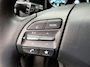 Hyundai Kona 1.6 GDI HEV 141pk Premium | Leder | Premium Audio | Trekhaak | Dodehoek detectie | Camera | Adaptive cruise controle | Elektrische stoelen | Stoelventilatie | Stoelverwarming | Stuurverwarming