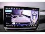Volkswagen Tiguan Life Edition 1.5 TSI eHybrid 204pk DSG Automaat Trekhaak, Navigatie, Adaptive cruise control, LED matrix koplampen, 360 camera, Achteruitrijcamera