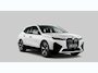 BMW iX xDrive40 Executive 77 kWh Sportpakket - Trekhaak - Driving Assistant Professional - Multifunctionele stoelen voor - BMW Laserlight - Harman Kardon - Comfort Access - Warmte Comfortpakket voor en achter -