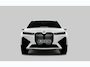 BMW iX xDrive40 Executive 77 kWh Sportpakket - Trekhaak - Driving Assistant Professional - Multifunctionele stoelen voor - BMW Laserlight - Harman Kardon - Comfort Access - Warmte Comfortpakket voor en achter -