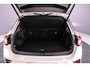 Volkswagen T-Roc R-Line 1.5 TSI 150pk DSG Automaat Panoramadak, Black Style, Adaptive cruise control, Achteruitrijcamera, Elektrische achterklep, LED koplampen, Stoelverwarming