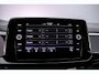 Volkswagen T-Roc R-Line 1.5 TSI 150pk DSG Automaat Panoramadak, Black Style, Adaptive cruise control, Achteruitrijcamera, Elektrische achterklep, LED koplampen, Stoelverwarming