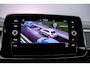 Volkswagen T-Roc R-Line 1.5 TSI 150pk DSG Automaat Panoramadak, Black Style, Adaptive cruise control, Achteruitrijcamera, Elektrische achterklep, LED koplampen, Stoelverwarming