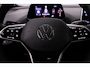 Volkswagen ID.4 Pro Limited Edition 77 kWh 286pk Automaat Warmtepomp, Trekhaak, Adaptive cruise control, Achteruitrijcamera, LED matrix koplampen, Harman Kardon audio