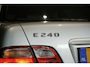 Mercedes-Benz E-klasse 240 Elegance * EERSTE EIGENAAR + VOLLEDIGE HISTORIE *