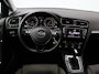 Volkswagen Golf Variant 1.4 TSI Highline 122PK DSG | Xenon | Trekhaak | Panoramadak | Navigatie | Cruise control | Climate control | Lichtmetalen velgen |