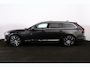 Volvo V90 T6 Recharge AWD Ultimate Bright - Panorama/schuifdak - IntelliSafe Assist & Surround - 360º Camera - Harman/Kardon audio - Adaptieve LED koplampen - Verwarmde voorstoelen, stuur & achterbank - Parkeersensoren voor & achter - Elektr. bedienb. voorstoelen met geheugen - Head up display - Extra getint glas - Inklapbare trekhaak - 19' LMV