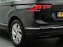 Volkswagen Tiguan Life 1.5 TSI 130PK | Adaptieve Cruise Control | Achteruitrijcamera | Trekhaak | Apple Carplay |