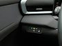 Volkswagen T-Roc 1.5 eTsi Life First Edition Automaat I Carplay I Stoelverwarming I Camera I Adapt. Cruise control