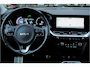Kia Niro EV e-Niro ExecutiveLine 64 kWh |100% SOH|warmtepomp|3 fase|schuifdak|parkeersensoren|leder|