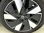 Volvo XC40 Single Motor Extended Range Ultimate 82 kWh | Stoelverwarming | Wamtepomp | Extra getint glas | Panormadak |