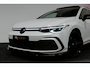 Volkswagen Golf 1.4 eHybrid GTE / GTI Look Diffuser / GTI Look Spoiler / Maxton Design Bodykit / Panoramadak / Matrix LED / Apple Carplay - Android Auto / Stoelverwarming / Ambienteverlichting / 19'' LMV / Achteruitrijcamera / Rode remzadels / Mistverlichting LED