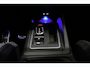 Volkswagen Golf 1.4 eHybrid GTE / GTI Look Diffuser / GTI Look Spoiler / Maxton Design Bodykit / Panoramadak / Matrix LED / Apple Carplay - Android Auto / Stoelverwarming / Ambienteverlichting / 19'' LMV / Achteruitrijcamera / Rode remzadels / Mistverlichting LED