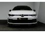 Volkswagen Golf 1.4 eHybrid GTE / GTI Look Diffuser / GTI Look Spoiler / Maxton Design Bodykit / Panoramadak / Matrix LED / Apple Carplay - Android Auto / Stoelverwarming / Ambienteverlichting / 19'' LMV / Achteruitrijcamera / Rode remzadels / Mistverlichting LED