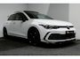 Volkswagen Golf 1.4 eHybrid GTE / GTI Look Diffuser / GTI Look Spoiler / Maxton Design Bodykit / Panoramadak / Matrix LED / Apple Carplay - Android Auto / Stoelverwarming / Ambienteverlichting / 19'' LMV / Achteruitrijcamera / Rode remzadels / Mistverlichting LED
