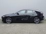 Mazda 3 e-SkyActiv-G M Hybrid Luxury + Trekhaak / HUD / Add. Cruise / Navigatie + Camera! / Stoel/stuurverwarming /