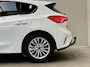 Ford Focus 1.0 EcoB. Hybrid Titanium X Business / Virtual Dashboard / Trekhaak / Carplay / NL Auto / NAP / Keurige staat!