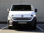 Volkswagen e-Transporter Life L1 71kWh 136 PK | Navigatie via Apple Carplay | Camera | PDC | Cruise control | All season banden | Trekhaak |
