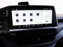 Volkswagen e-Transporter Life L1 71kWh 136 PK | Navigatie via Apple Carplay | Camera | PDC | Cruise control | All season banden | Trekhaak |