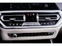 BMW 3-Serie 330e Sport Line - Active Cruise Control - Stoelverwarming voor en achter - Elektrisch verstelbare stoelen - Elektrische achterklep - Geluiddempende/getinte ruiten - BMW Live Cockpit Professional -