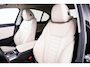 BMW 3-Serie 330e Sport Line - Active Cruise Control - Stoelverwarming voor en achter - Elektrisch verstelbare stoelen - Elektrische achterklep - Geluiddempende/getinte ruiten - BMW Live Cockpit Professional -