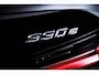 BMW 3-Serie 330e Sport Line - Active Cruise Control - Stoelverwarming voor en achter - Elektrisch verstelbare stoelen - Elektrische achterklep - Geluiddempende/getinte ruiten - BMW Live Cockpit Professional -