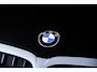 BMW 3-Serie 330e Sport Line - Active Cruise Control - Stoelverwarming voor en achter - Elektrisch verstelbare stoelen - Elektrische achterklep - Geluiddempende/getinte ruiten - BMW Live Cockpit Professional -