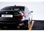 BMW 3-Serie 330e Sport Line - Active Cruise Control - Stoelverwarming voor en achter - Elektrisch verstelbare stoelen - Elektrische achterklep - Geluiddempende/getinte ruiten - BMW Live Cockpit Professional -