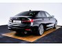 BMW 3-Serie 330e Sport Line - Active Cruise Control - Stoelverwarming voor en achter - Elektrisch verstelbare stoelen - Elektrische achterklep - Geluiddempende/getinte ruiten - BMW Live Cockpit Professional -