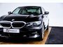 BMW 3-Serie 330e Sport Line - Active Cruise Control - Stoelverwarming voor en achter - Elektrisch verstelbare stoelen - Elektrische achterklep - Geluiddempende/getinte ruiten - BMW Live Cockpit Professional -