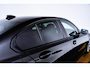 BMW 3-Serie 330e Sport Line - Active Cruise Control - Stoelverwarming voor en achter - Elektrisch verstelbare stoelen - Elektrische achterklep - Geluiddempende/getinte ruiten - BMW Live Cockpit Professional -