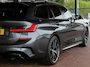 BMW 3-Serie Touring M340i xDrive High Executive | Harman-kardon | Adaptief M-onderstel | Carplay | Full LED | ACC | Stoelverwarming | Zeer nette en keurig onderhouden M340i afkomstig van een liefhebber. Dit betreft een echte auto!