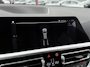 BMW 3-Serie Touring M340i xDrive High Executive | Harman-kardon | Adaptief M-onderstel | Carplay | Full LED | ACC | Stoelverwarming | Zeer nette en keurig onderhouden M340i afkomstig van een liefhebber. Dit betreft een echte auto!