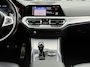 BMW 3-Serie Touring M340i xDrive High Executive | Harman-kardon | Adaptief M-onderstel | Carplay | Full LED | ACC | Stoelverwarming | Zeer nette en keurig onderhouden M340i afkomstig van een liefhebber. Dit betreft een echte auto!