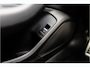 Audi A4 Avant 2.0 TFSI Sport S line Black Edition 252Pk Automaat | PANORAMADAK, HEAD UP DISPLAY, GROOT NAVI, ADAPTIVE CRUISE, SFEERVERLICHTING, CAMERA, DODEHOEK DETECTIE, DIGITAL COCKPIT, CARBON SIERLIJSTEN, STOELVERWARMING VOOR/ACHTER |