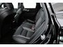 Volvo XC60 2.0 T8 Plug-in hybrid AWD Plus Black Edition | Pano | Soh 97% | Pilot Assist | H&K Audio | Mem. Stoelen |