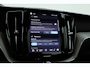 Volvo XC60 2.0 T8 Plug-in hybrid AWD Plus Black Edition | Pano | Soh 97% | Pilot Assist | H&K Audio | Mem. Stoelen |