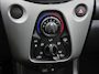 Toyota Aygo 1.0 VVT-i x-play Automaat met o.a. Navigatie!